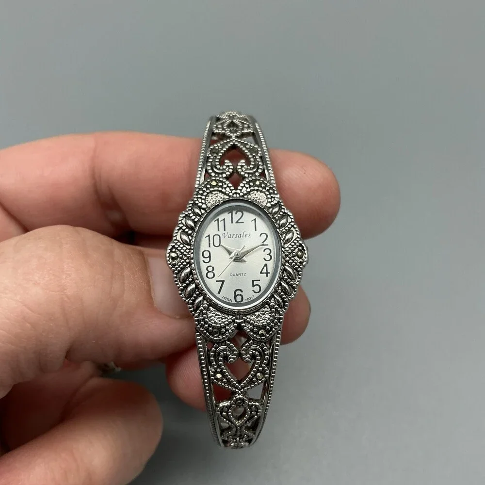 Varsales Womens Watch 22mm Silver Dial Filigree Heart Marcasite New Battery